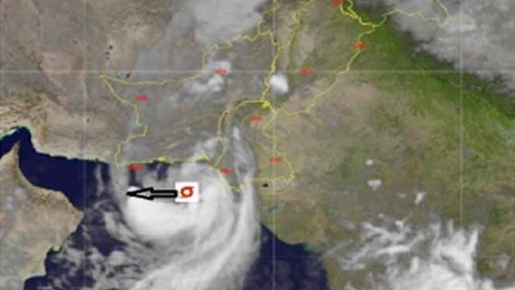 Sigh of relief as cyclone 'Asna' steers away from Karachi