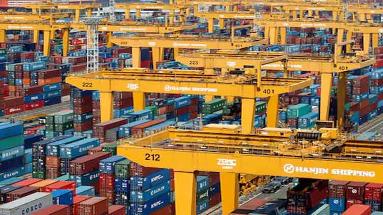 South Korea exports extend gains to 11th month, growth slows