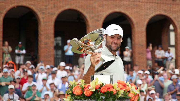 Scheffler crowns dominant season with FedEx Cup title