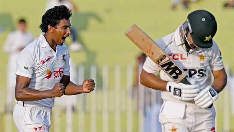 Victory turns its back on sloppy Pakistan