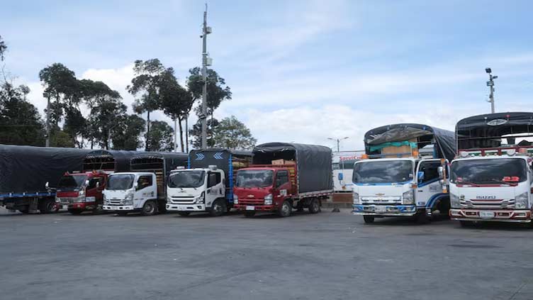 Colombia reaches deal with truckers to suspend road blockades