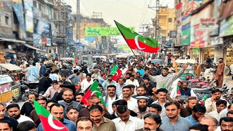 KP CM to lead caravans for PTI public gathering in Islamabad