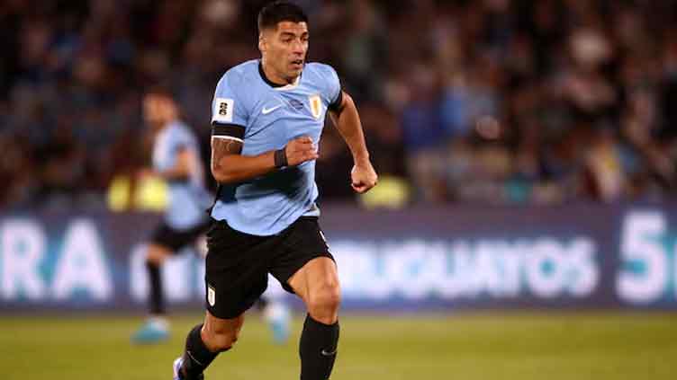 Uruguay's Suarez bids farewell in goalless draw with Paraguay