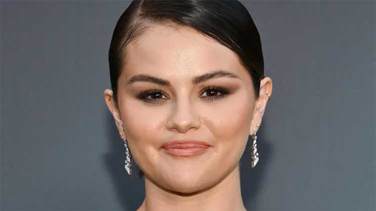 Selena Gomez says she can't carry her own children