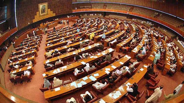 Govt defers constitutional amendment bill in NA for a day amid frantic politicking