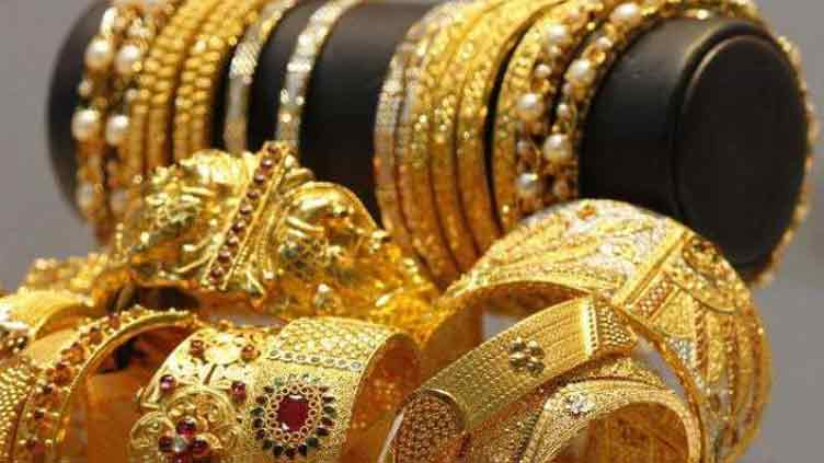 Gold price reaches all-time high in Pakistan 