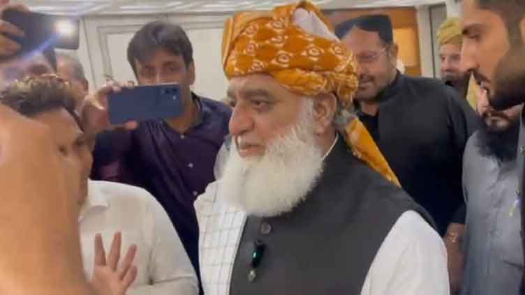 Fazl proposes bill be deferred till Monday