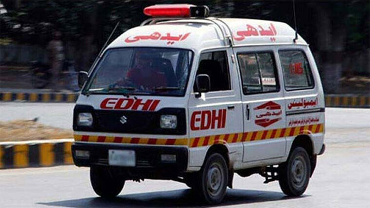 Two killed in road accidents in Karachi