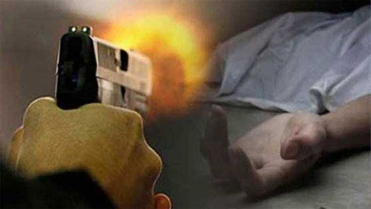 Man shot dead, son wounded in Harbanspura gun attack