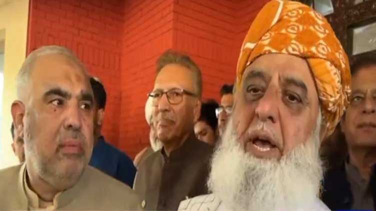 JUI-F chief Fazlur Rehman sticks to stance on constitutional amendment bill