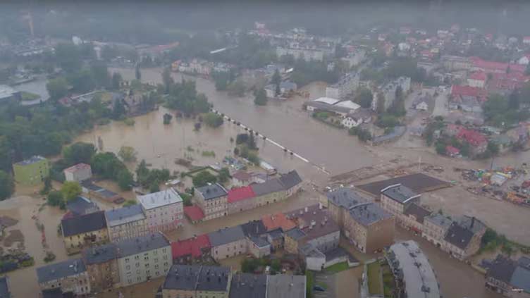 Polish power system is safe despite flooding, grid operator says