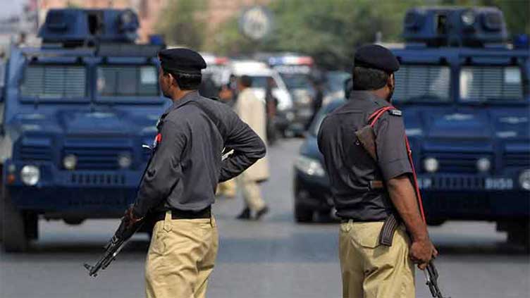 Suspected bandit killed in citizen's firing during robbery in Karachi