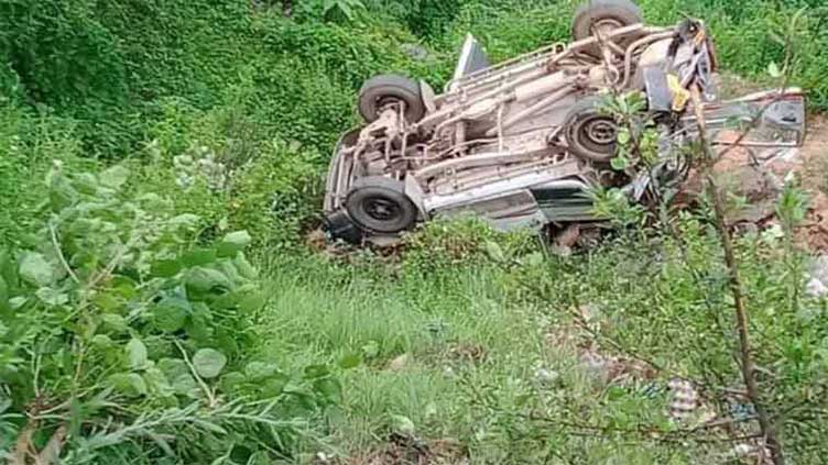 Six killed as car plunges into ravine in Tank