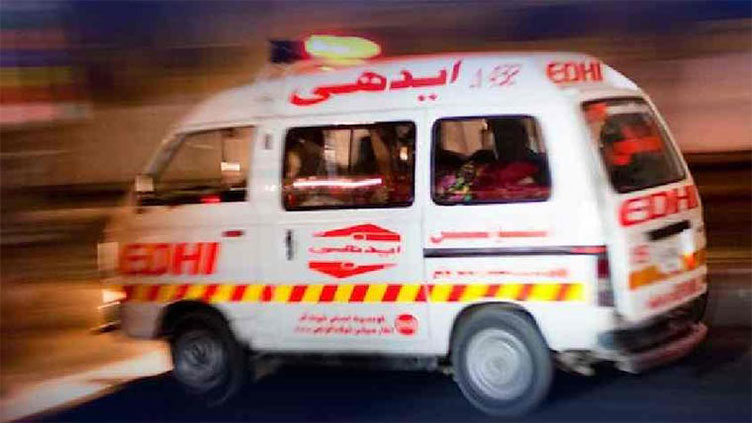 Woman, child killed in road mishap in Dadu