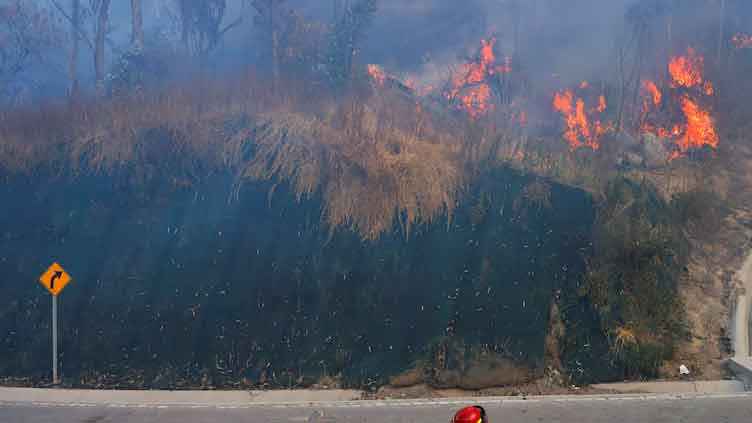 Wildfire rages in Ecuador's drought-stricken capital