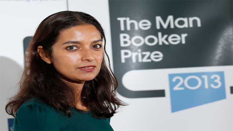 Dunya News Pulitzer winner Jhumpa Lahiri declines award over New York museum's keffiyeh ban