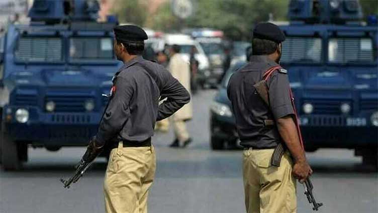 Two bandits apprehended after 'encounter' with police in Karachi