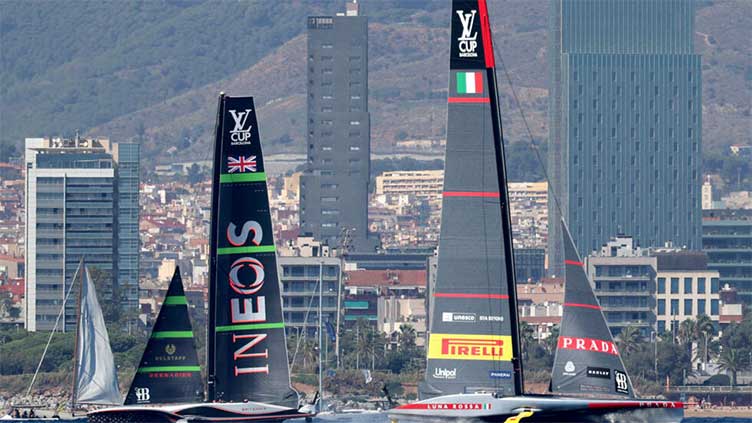 Italy and Britain tied after Louis Vuitton Cup final day one