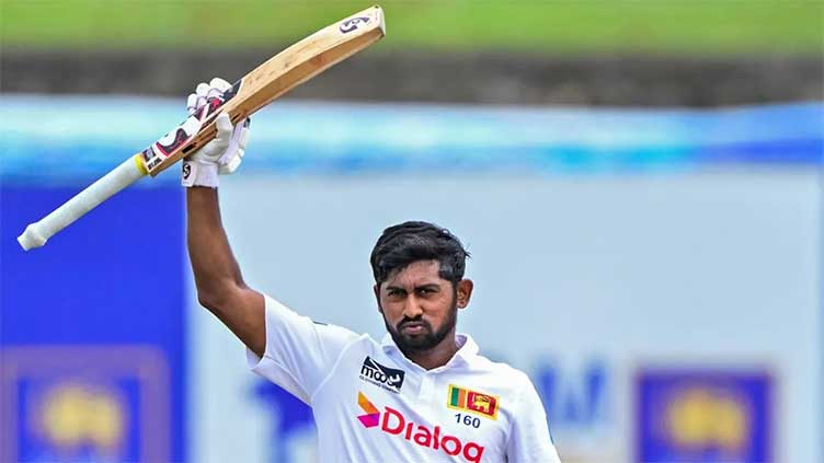 Sri Lanka cruise past 500 as Kamindu hits ton