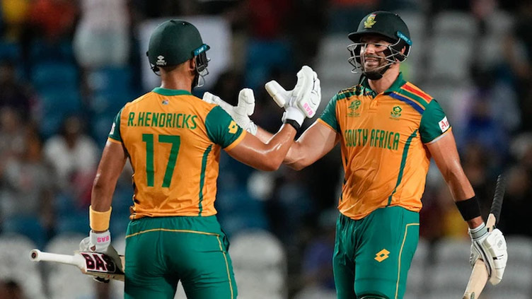 South Africa beat Ireland by eight wickets in T20 international