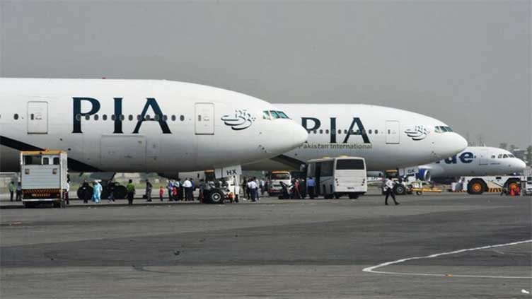 Peshawar-bound PIA flight from Muscat diverted to Karachi after technical problem