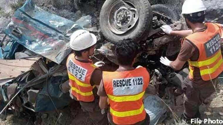 لوئر کوہستان: ٹریفک حادثے میں نائب امیر جماعت اسلامی باجوڑ 3 ساتھیوں سمیت جاں بحق