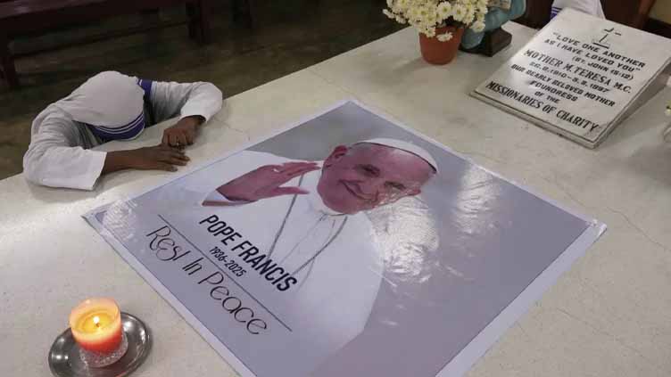 Pope Francis worried about greeting crowd in St. Peter's Square but was thankful he did, report says