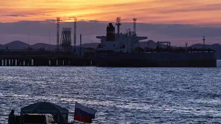 Oil prices set for weekly loss on potential for more global supply