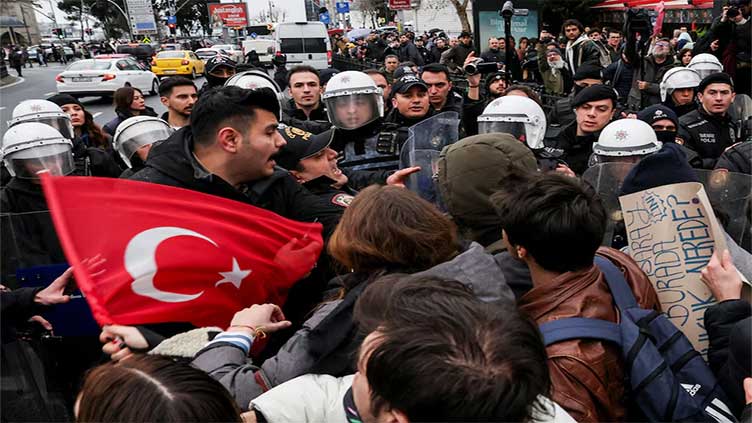 Turkey jails 18 more Istanbul municipal officials in growing crackdown