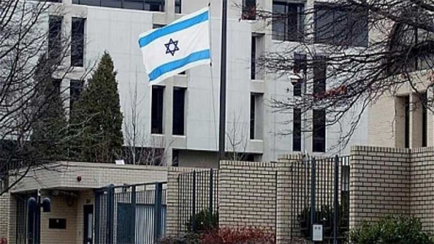 Israel evacuates diplomatic staff in the UAE, Israeli media say