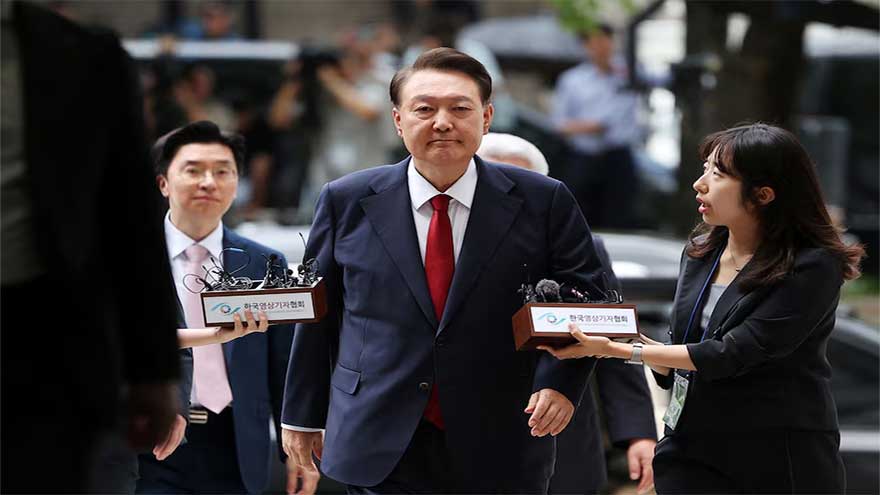 South Korea's ex-leader Yoon lay on floor of cell and refused to be questioned, prosecutors say