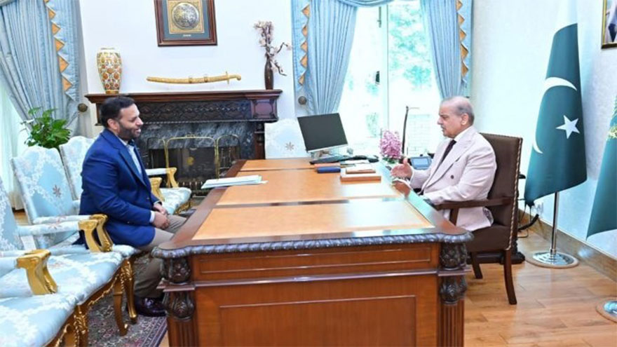 Mustafa Kamal calls on PM Shehbaz Sharif