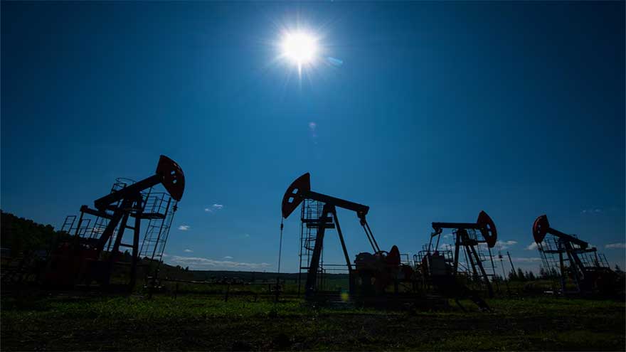 Oil falls $2 a barrel on worries about OPEC supply, US jobs data