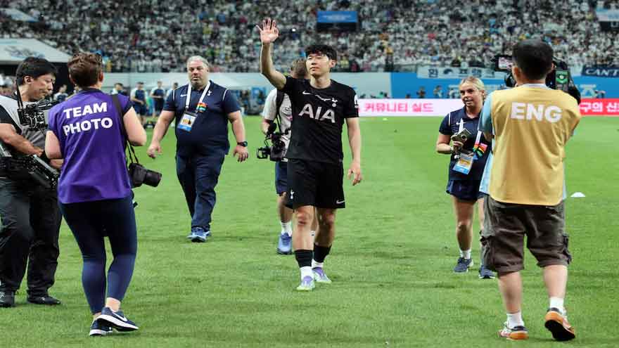 Tottenham's Son bids emotional farewell in S.Korea, Maddison suffers knee injury