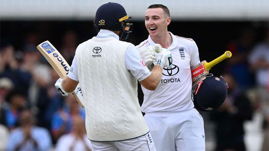 Oval downpour leaves England-India series on knife edge