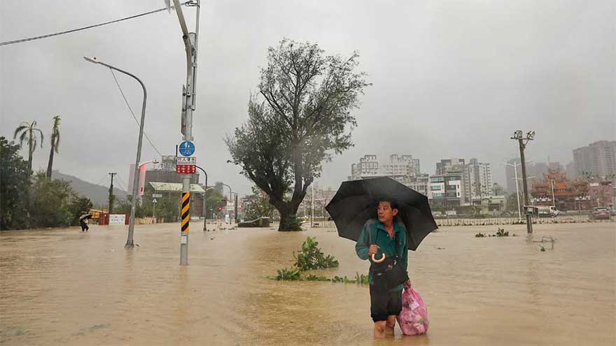 Southern Taiwan lashed by torrential rain, four dead, more than 5,900 evacuated