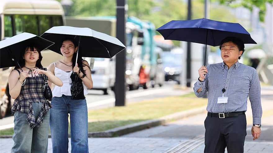 Japan sets record temperatures, worries mount over rice crops