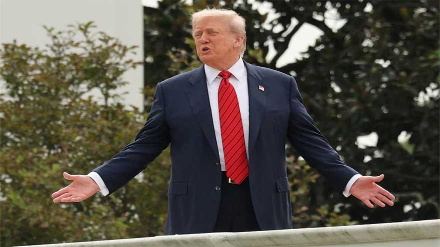 Dunya News Trump declines to say if he supports or opposes potential Gaza takeover by Israel
