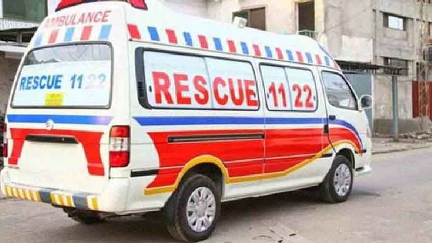 Four electrocuted while removing signboard in Lahore's Shahdara