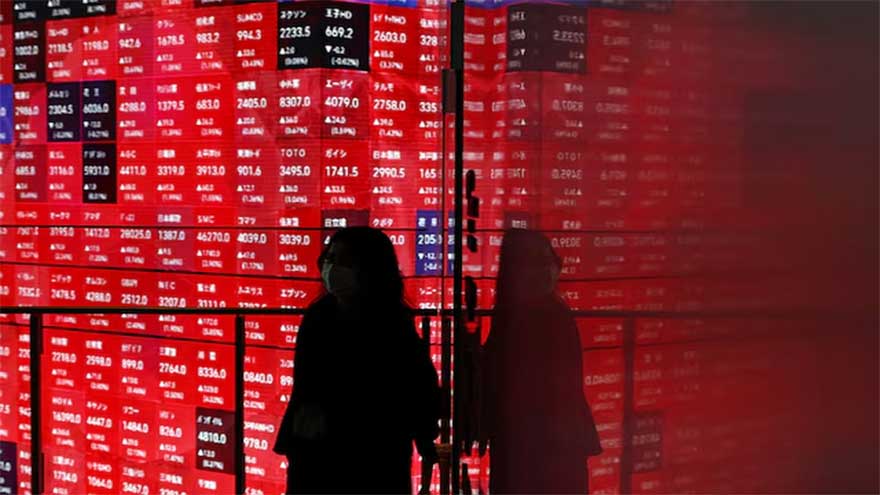 Asian stocks climb, dollar droops on Fed easing bets