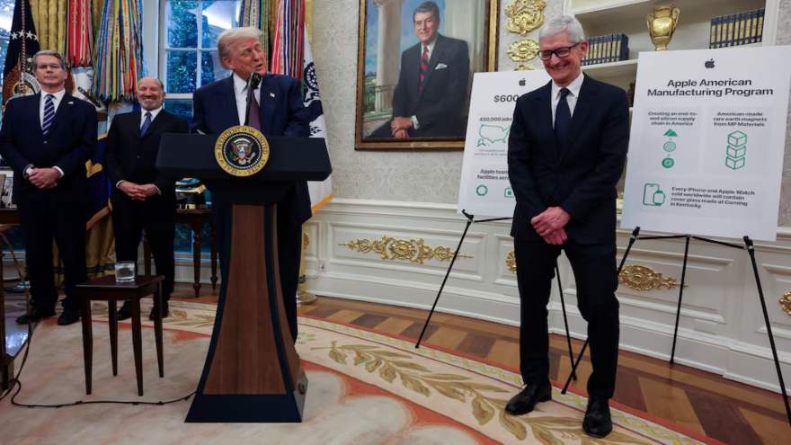 Trump announces $100 billion new investment pledge from Apple