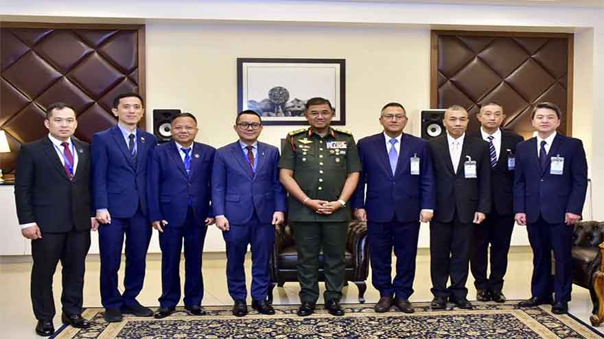 Thailand and Cambodia to deploy ceasefire monitors despite deadlock over captured soldiers