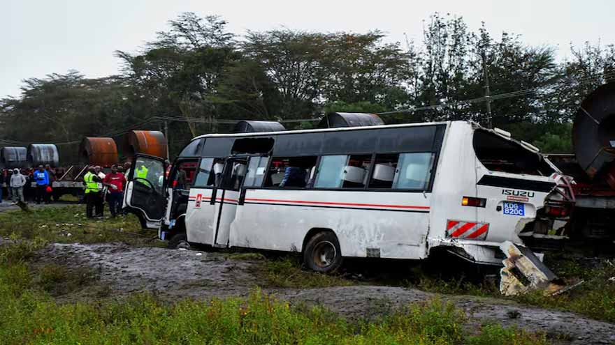 Train and bus collide in central Kenya, at least 4 killed