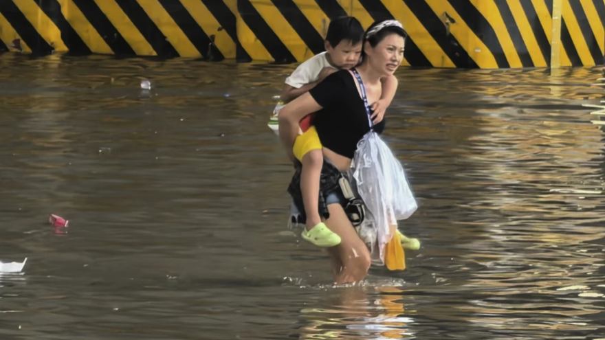 Flash floods kill at least 10 people and leave 33 missing in northwestern China
