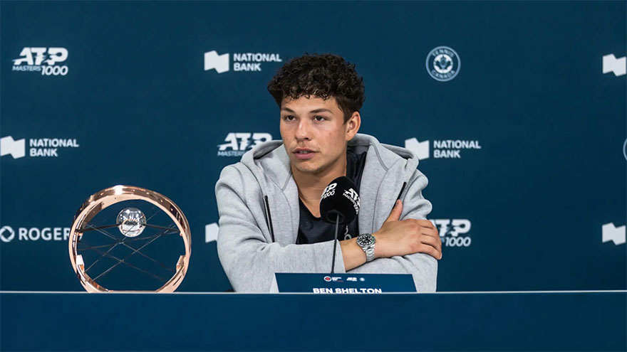 Toronto champion Shelton to start Cincy against Argentine outsider