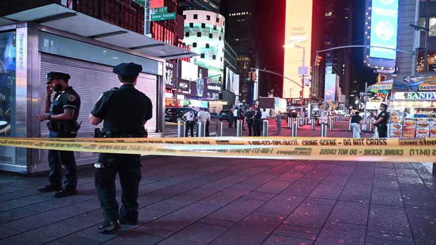 Three wounded in New York Times Square shooting