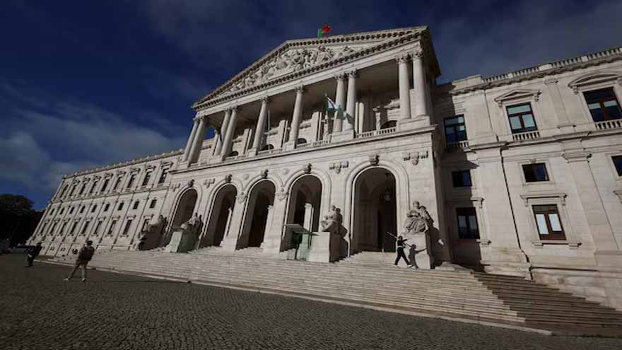Portugal's top court blocks bill restricting immigration