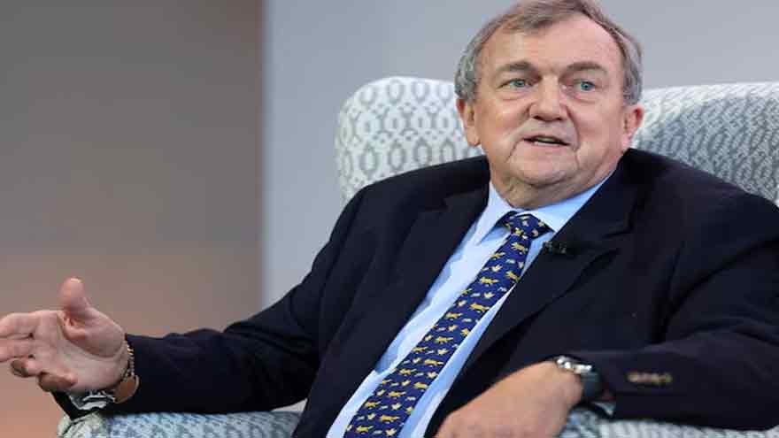 Gold miners awaiting US clarity on gold bar tariffs, Barrick CEO says