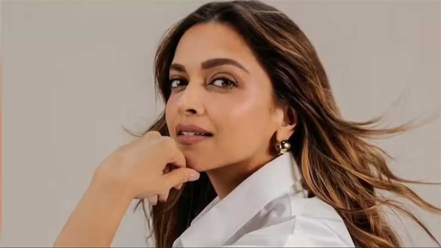 Deepika Padukone quits Amitabh Bachchan's 'The Intern'