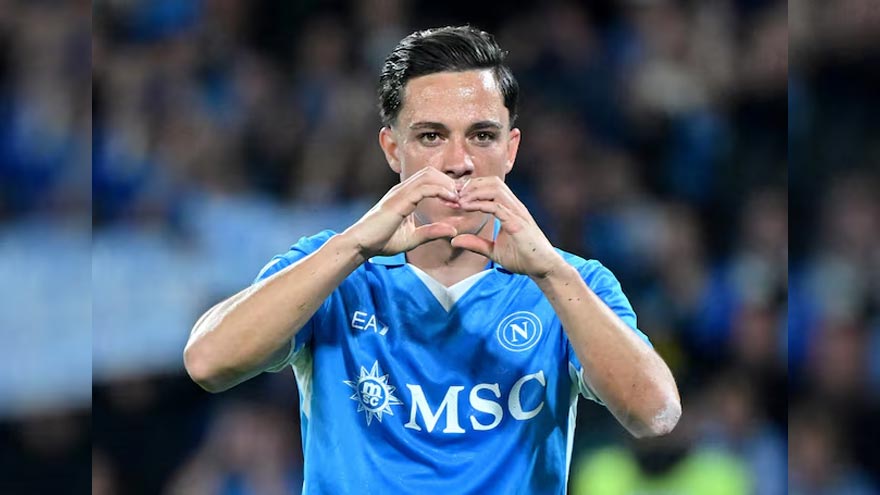 Atletico sign Italy forward Raspadori from Napoli